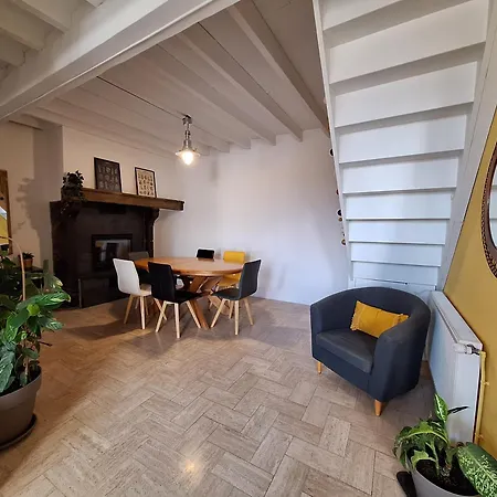 Vakantiehuis La De Charlie Le Broc (Puy-de-Dome)